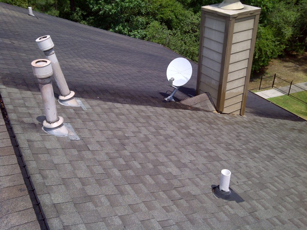 Roof Cleaning Baytown